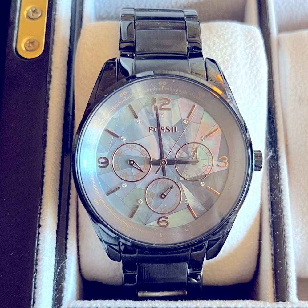 Black Fossil Watch (Women’s)